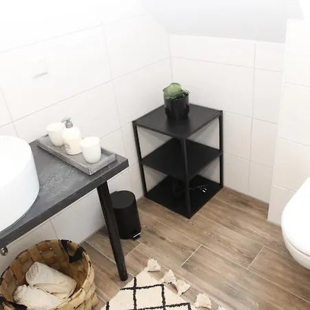 Apartment Watt A Feeling